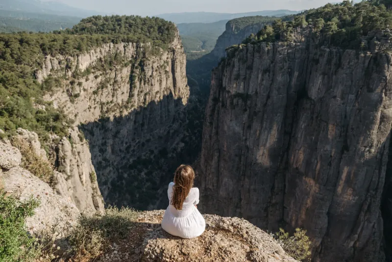 Gone Dark: What Two Days Without Cell Service Actually Does to Your Brain